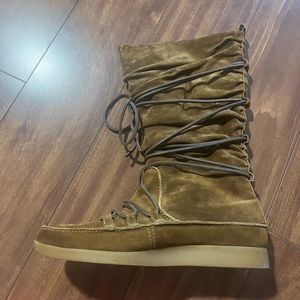 Michael Kors Fairbanks lace up boots